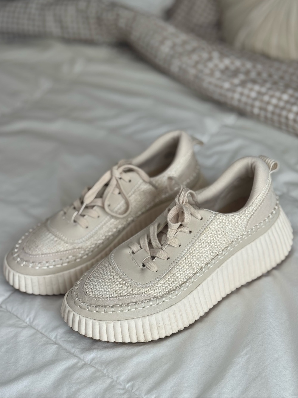 Dolce Vita Denae Sandstone Knit Crochet Platform Sneakers - Size 9M - Picture 7 of 8
